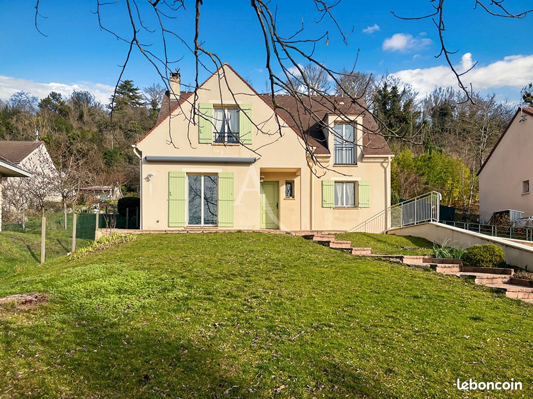 Maison 6 pièces 130 m² · à Vaux-sur-Seine · 130 m² · 415 000 €