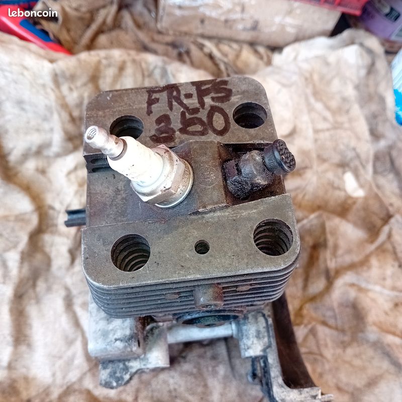 Moteur complet et équipé débroussailleuse Stihl FS-FR 350 (image 1)