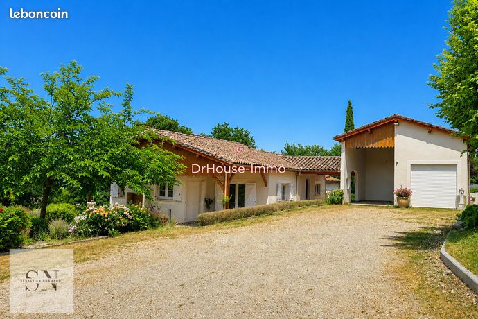 Propriété 5 pièces 140 m²