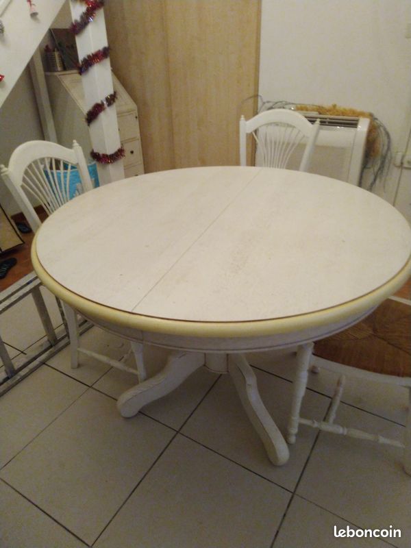 Table ronde en chêne blanc (image 2)