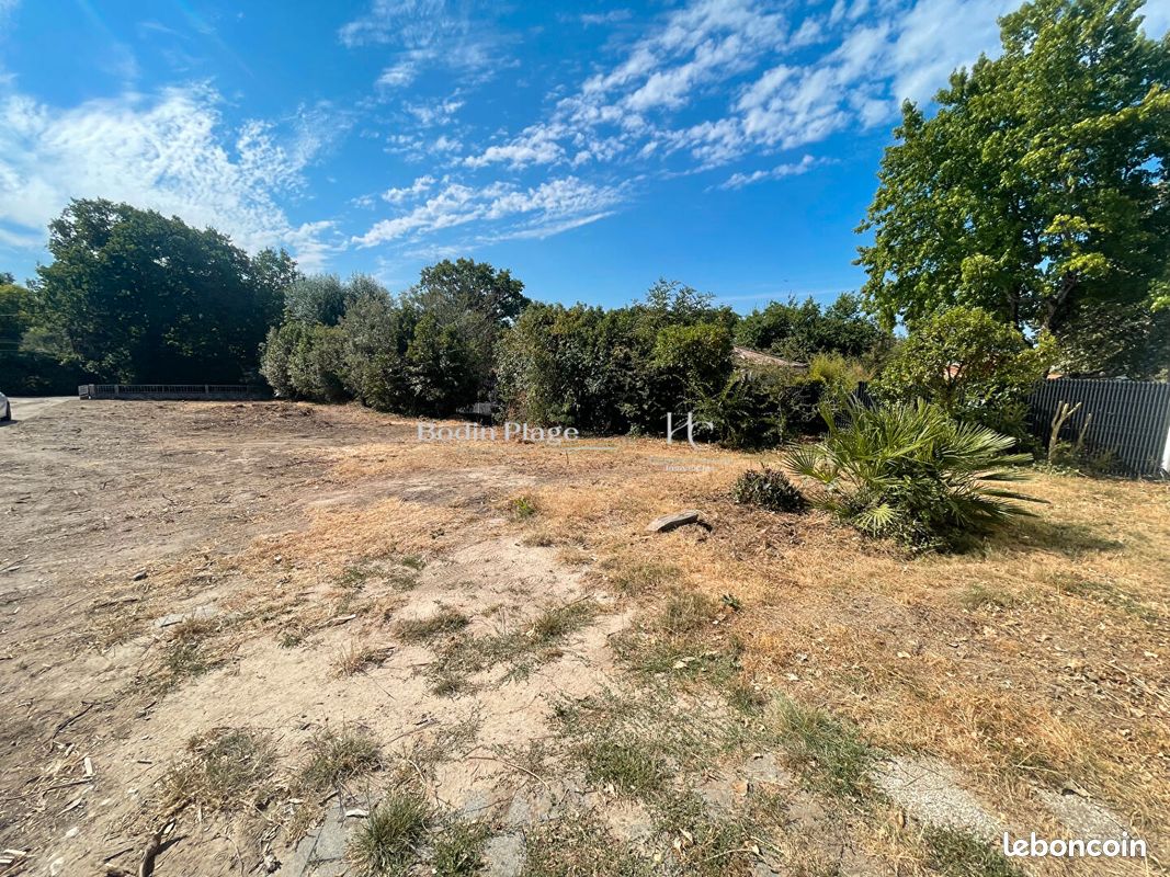 Terrain 467 m² · à Pornic · 467 m² · 154 000 €