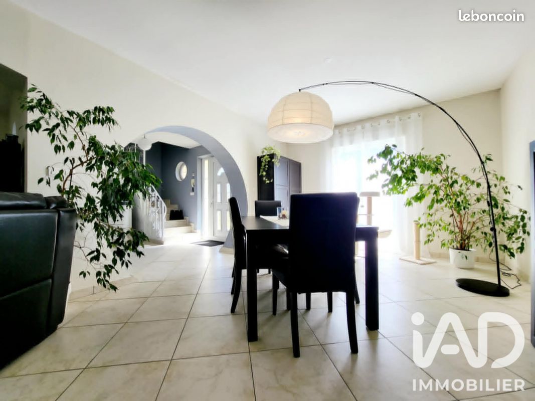 Maison 5 pièces 141 m² (image 9)
