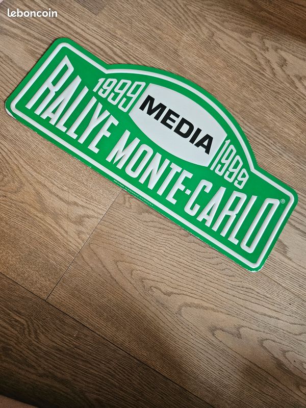 Plaque Broche émail Rallye Monte-Carlo Historique 2007 – N° 146 Concurrent