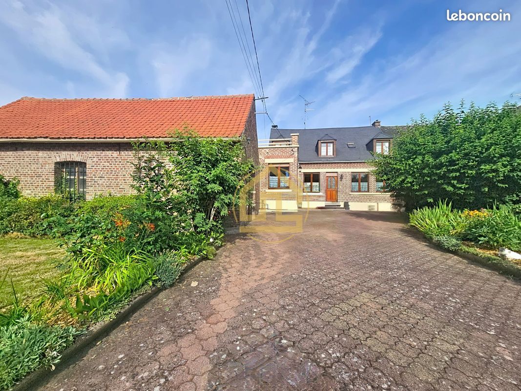 Maison 6 pièces 189 m² · à Saint-Aubert · 189 m² · 271 700 €