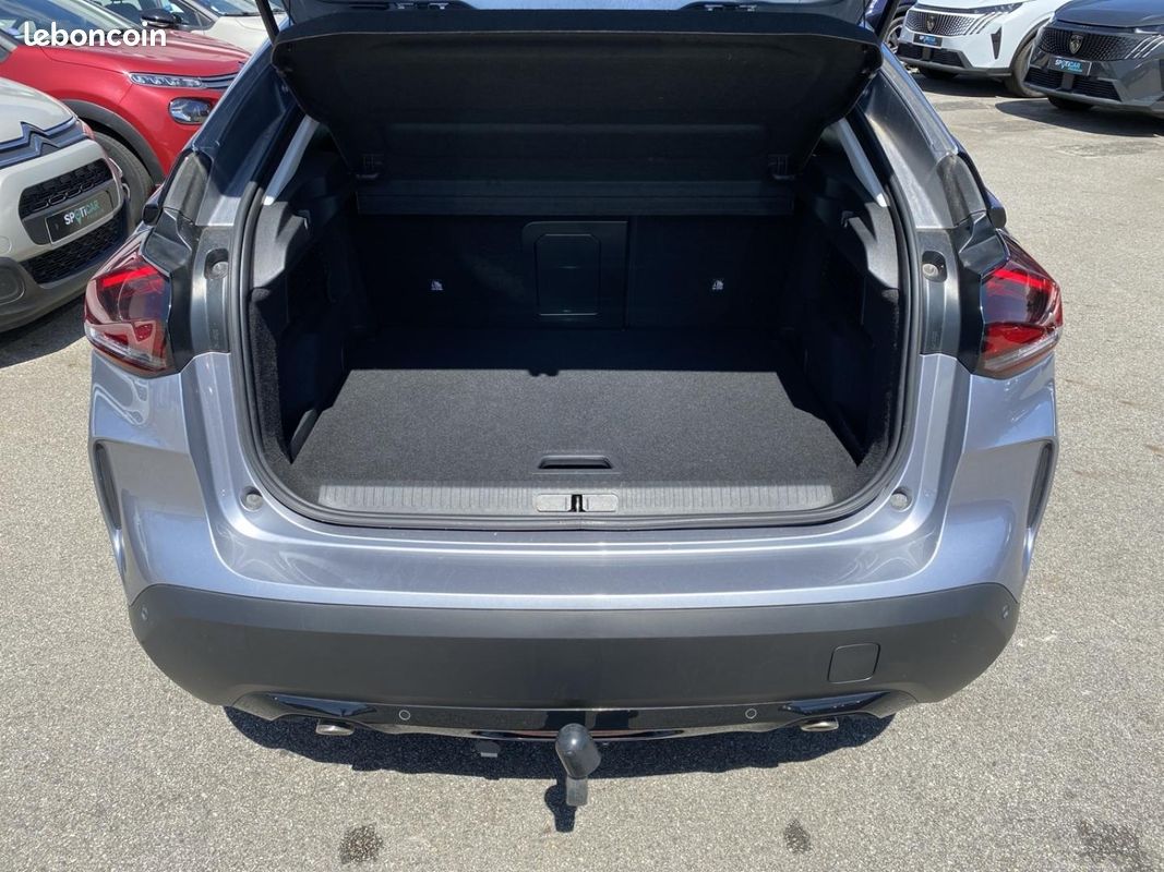 Citroen C4 PureTech 155 Shine EAT8 + attelage (image 25)