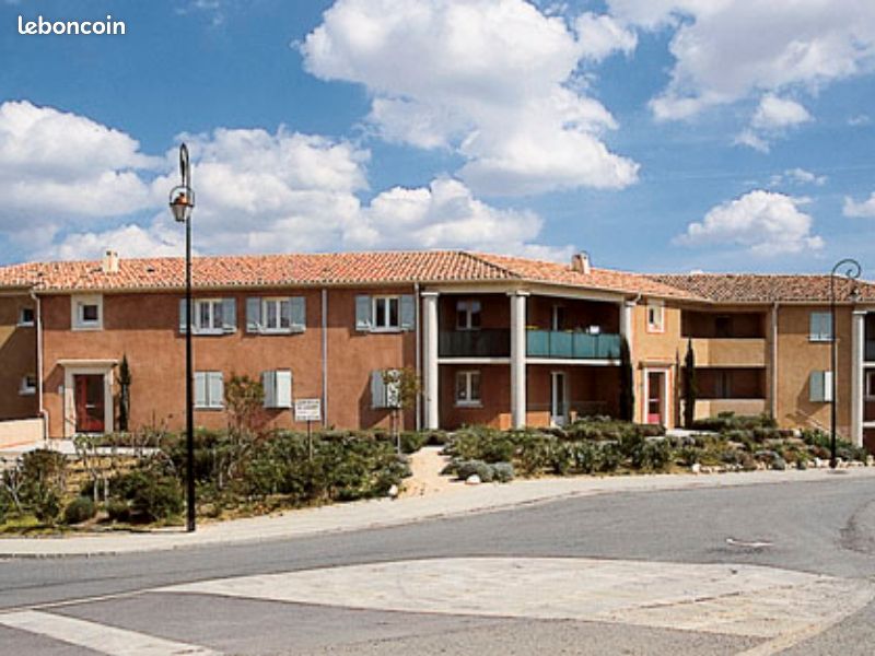 Appartement 3 pièces 66 m² · à Châteauneuf-du-Pape · 66 m² · 591 €