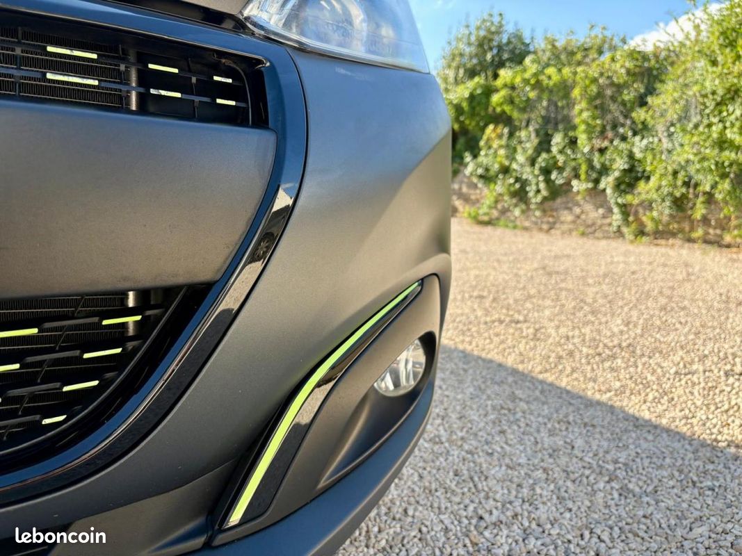 PEUGEOT 208 1.6 BlueHDi S&S - 100 ch Pack Lime Yellow Active PHASE 2 (image 27)