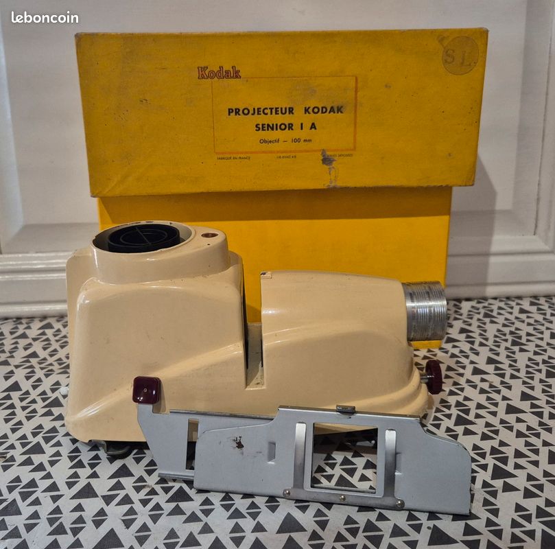 lampe; création; déco; projecteur; diapos; Kodak; vintage
