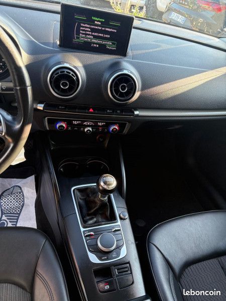 Audi A3 BERLINE 1.6 TDI 105CH FAP AMBIENTE (image 11)