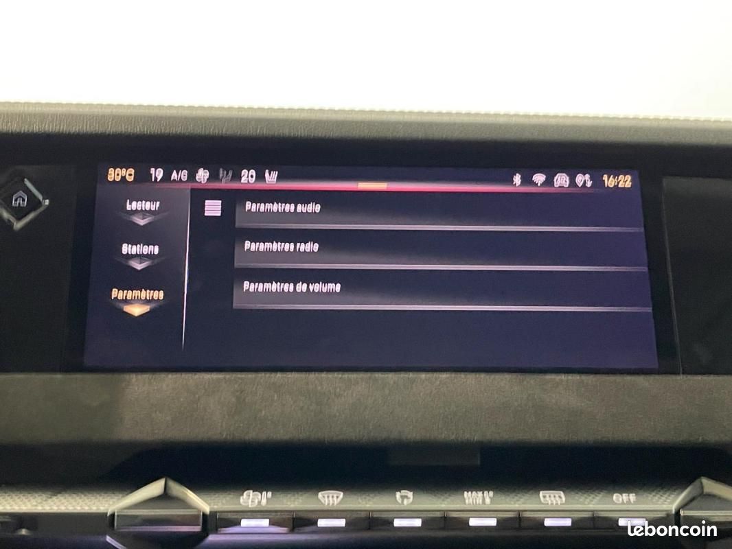 DS 4 BlueHDi 130 EAT8 Performance Line+ (image 44)