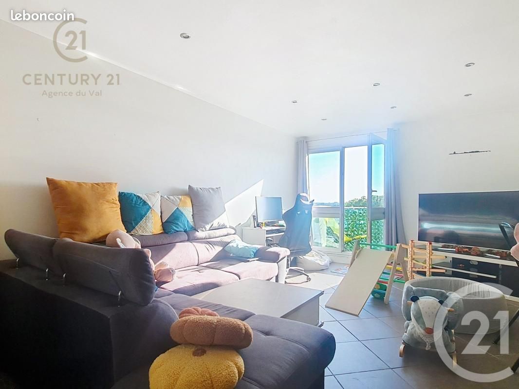 Appartement 3 pièces 74 m² · à Chelles · 74 m² · 1 250 €