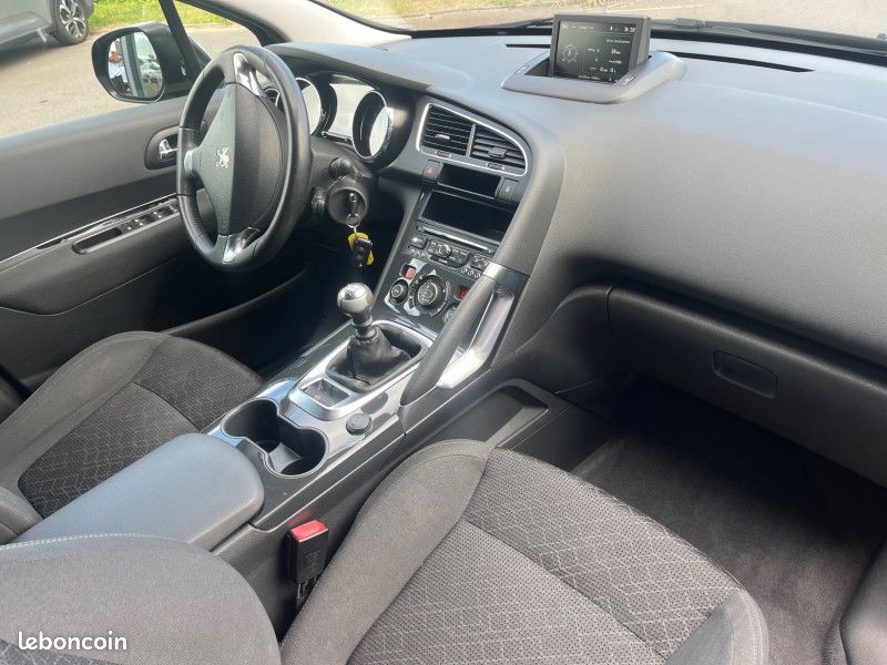 Peugeot 3008 1.6 BLUEHDI 120CH STYLE II S&S (image 3)