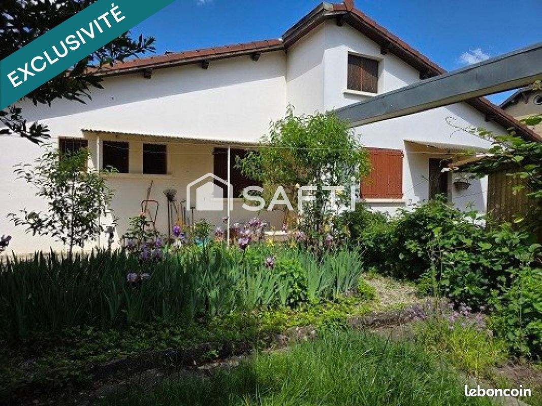 Maison 10 pièces 125 m² · à Bourgoin-Jallieu · 125 m² · 295 000 €