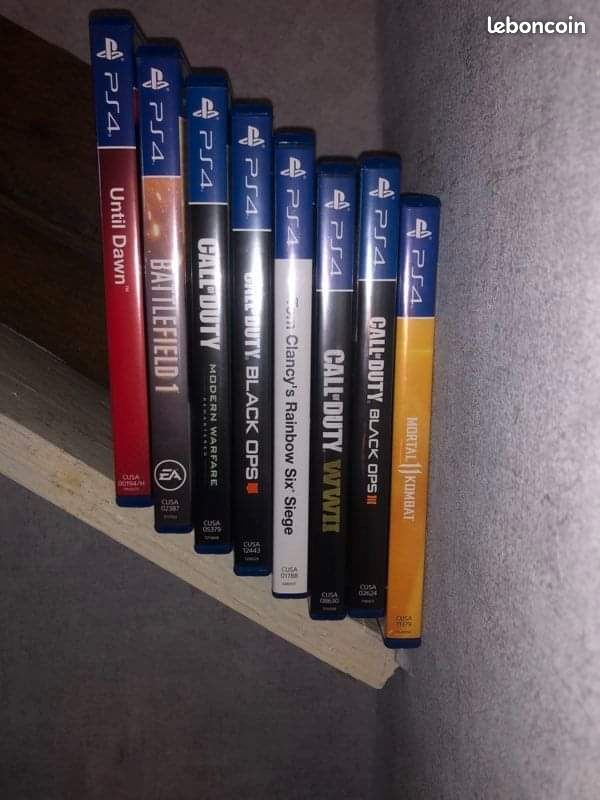 PS4 Slim + 8 jeux + 2 manettes (image 2)
