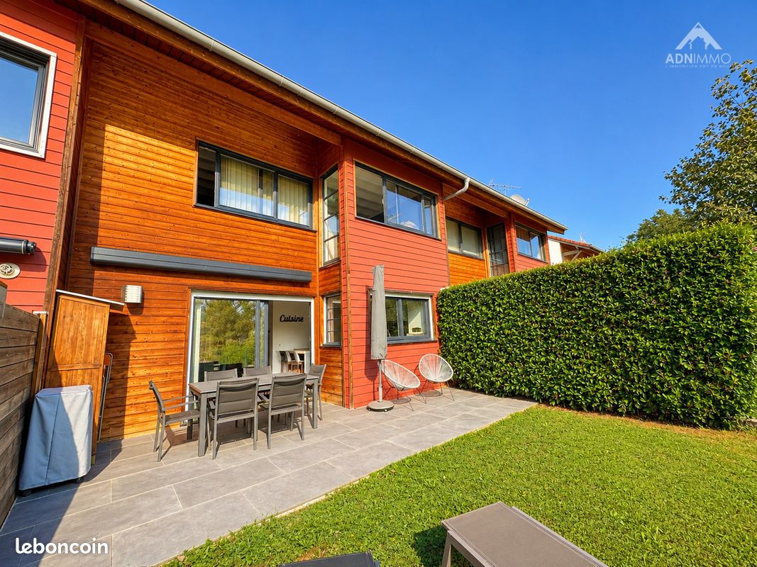 Maison 5 pièces 168 m² · à Péron · 168 m² · 625 000 €