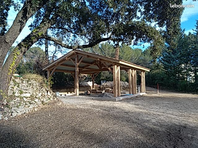 Pool house traditionnel (image 2)