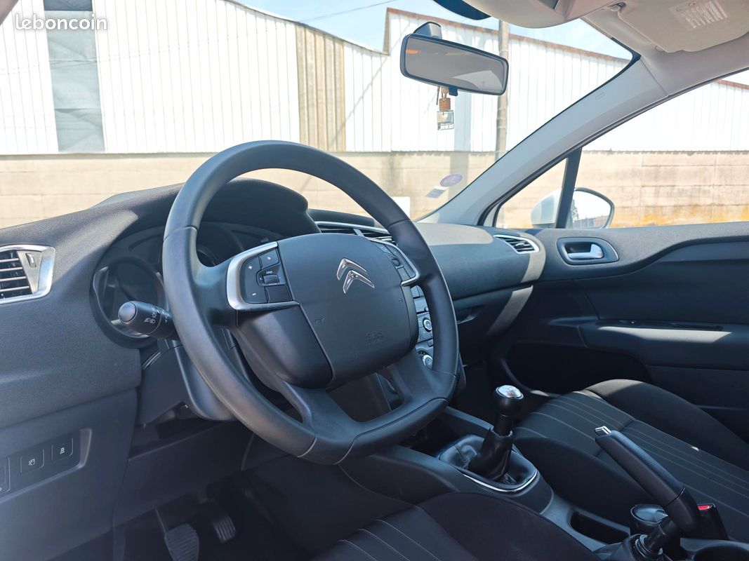 Citroën C4 1.4L VTi 95CH Attraction - Régulateur - Climatisation - Garantie 🛡️ (image 10)