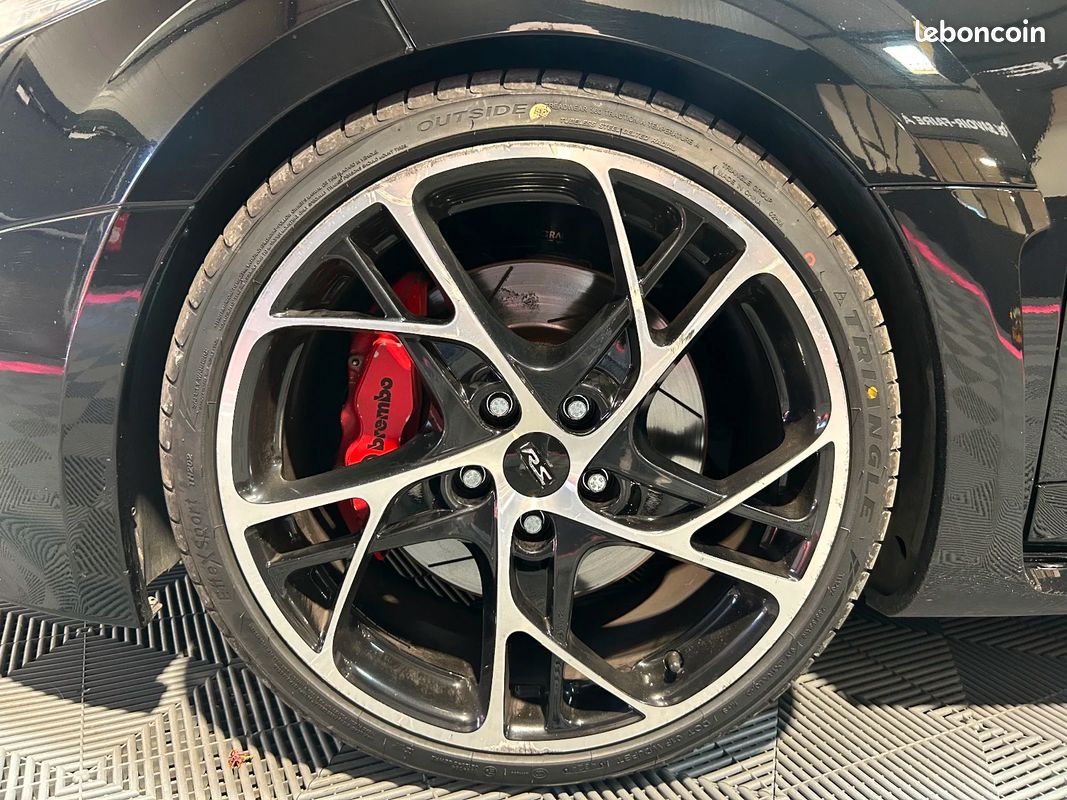 RENAULT MEGANE III COUPE RS MOTEUR ET BOITE REFAIT A NEUF 2.0 16V 265 Red Bull Racing RB7 S&S (image 46)