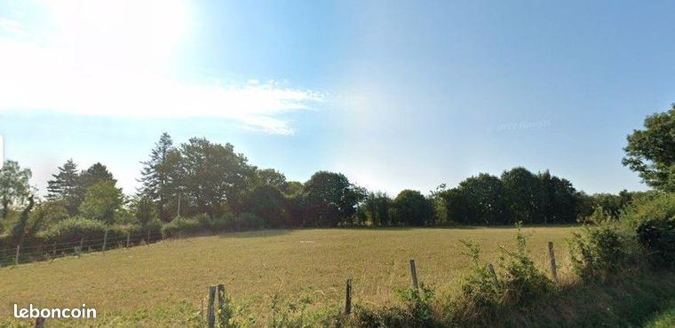 Terrain 4 615 m² Bazelat