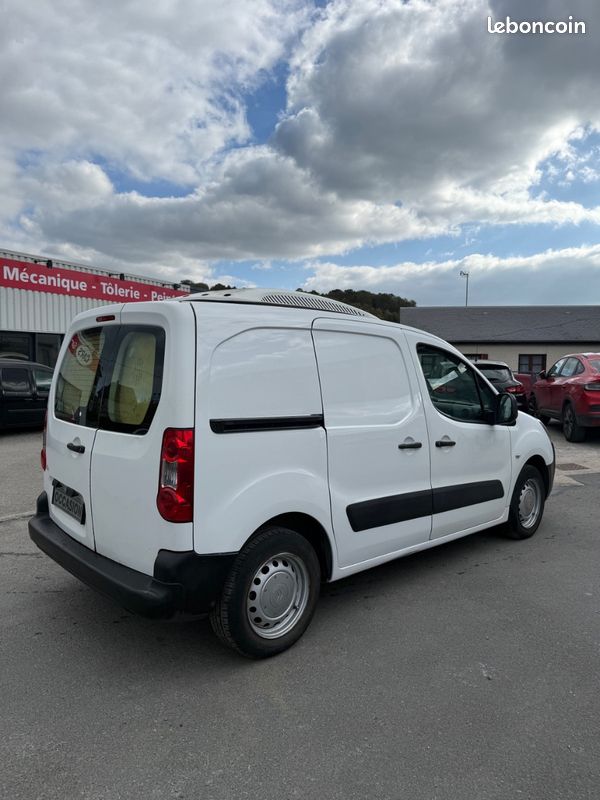 Citroën Berlingo 1.6hdi 75 frigorifique route + secteur (image 5)
