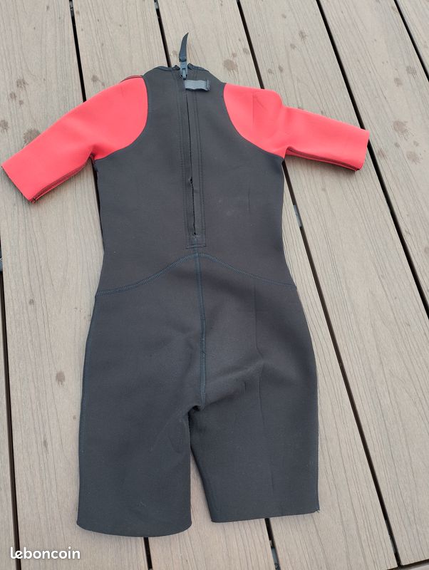 Combinaison shortie enfant 8 ans (image 2)