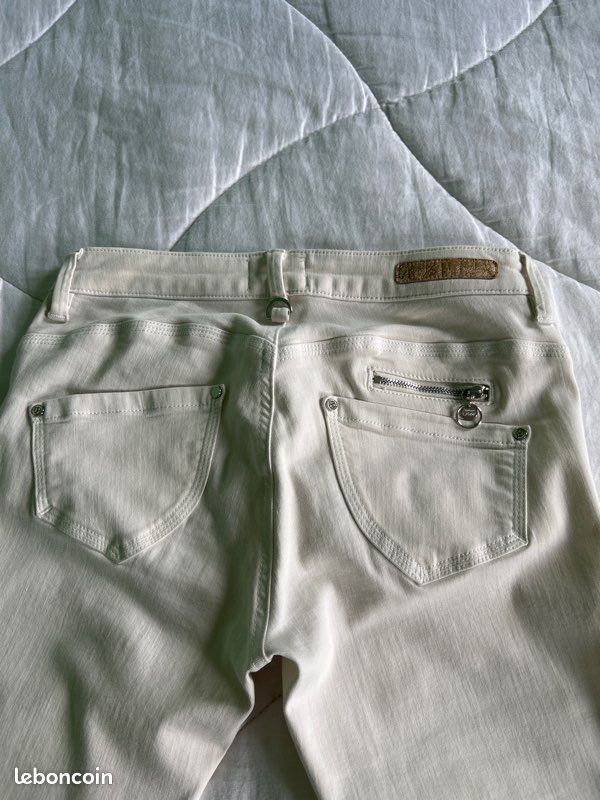 Pantalon femme taille S (image 4)