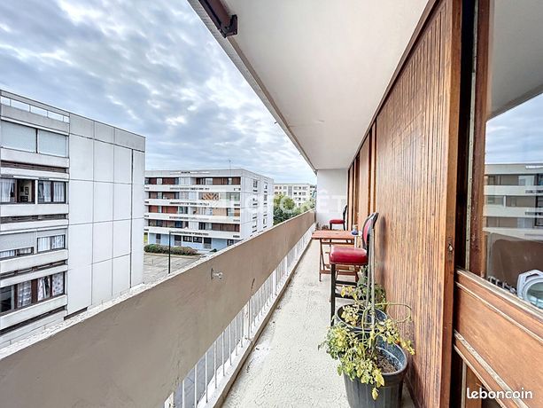 Appartement 1 pièce 91 m²