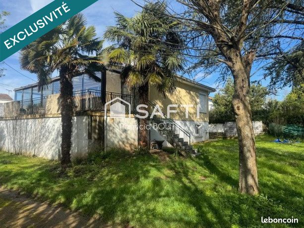 Maison 8 pièces 210 m²