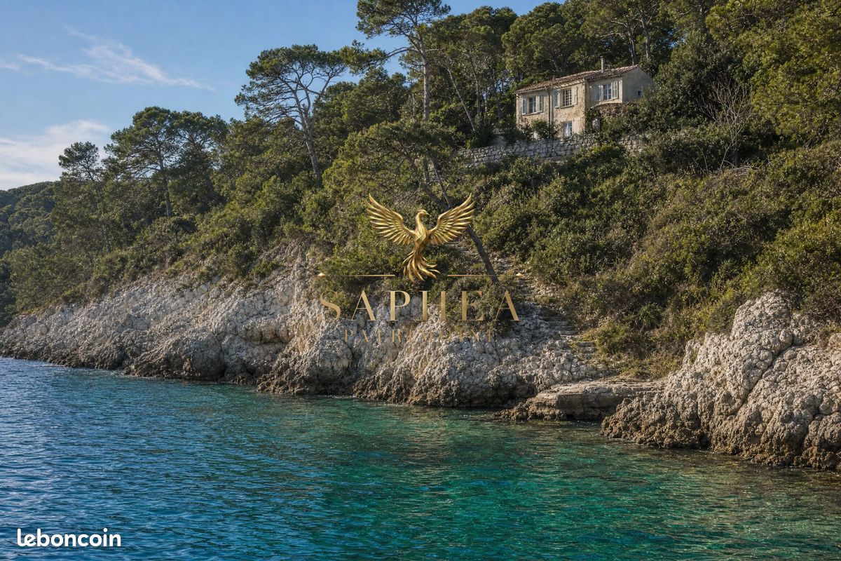Maison 6 pièces 200 m² · à Toulon · 200 m² · 3 500 000 €