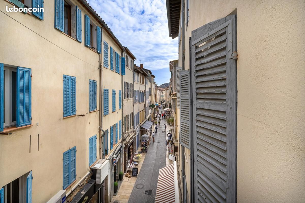 Appartement 3 pièces 60 m² · à La Ciotat · 60 m² · 250 000 €