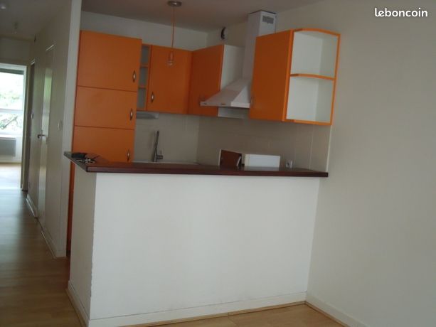 Location F2 BORT LES ORGUES