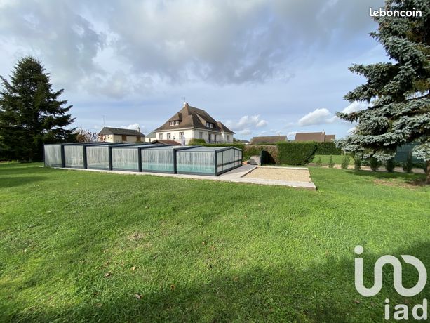 Maison 10 pièces 250 m²