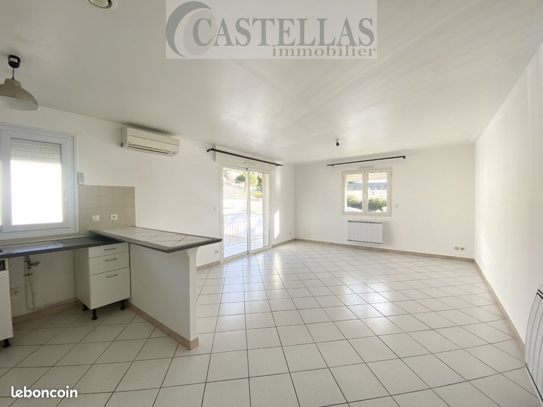 Appartement 3 pièces 65 m² · à Carnoux-en-Provence · 65 m² · 1 130 €/mois