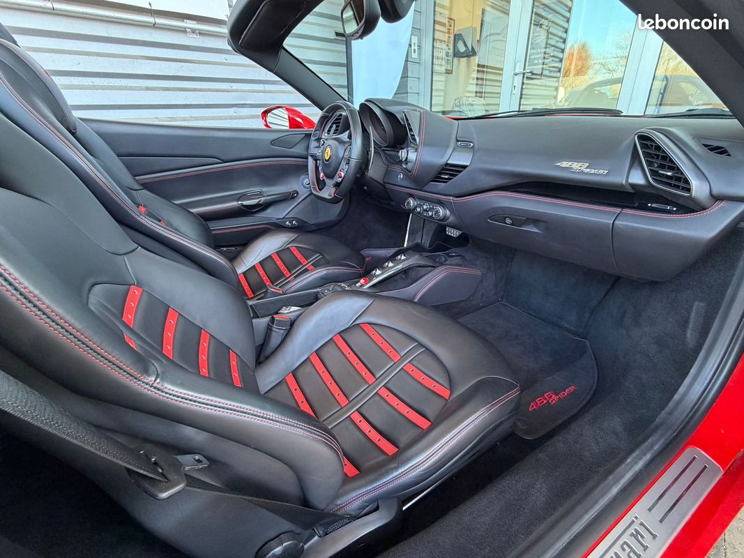 Ferrari 488 Spider 4.0 V8 70 eme Anniversaire Carnet Suivi Ferrari (image 4)