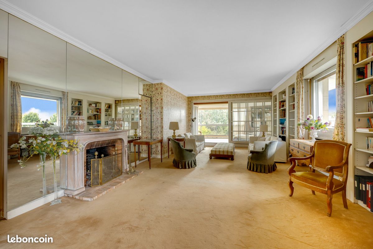 Appartement 5 pièces 150 m² · à Le Chesnay-Rocquencourt · 150 m² · 600 000 €