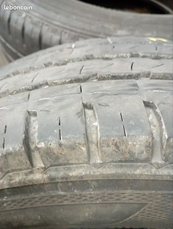 Pneus kleber 215 70 15 C (image 1)