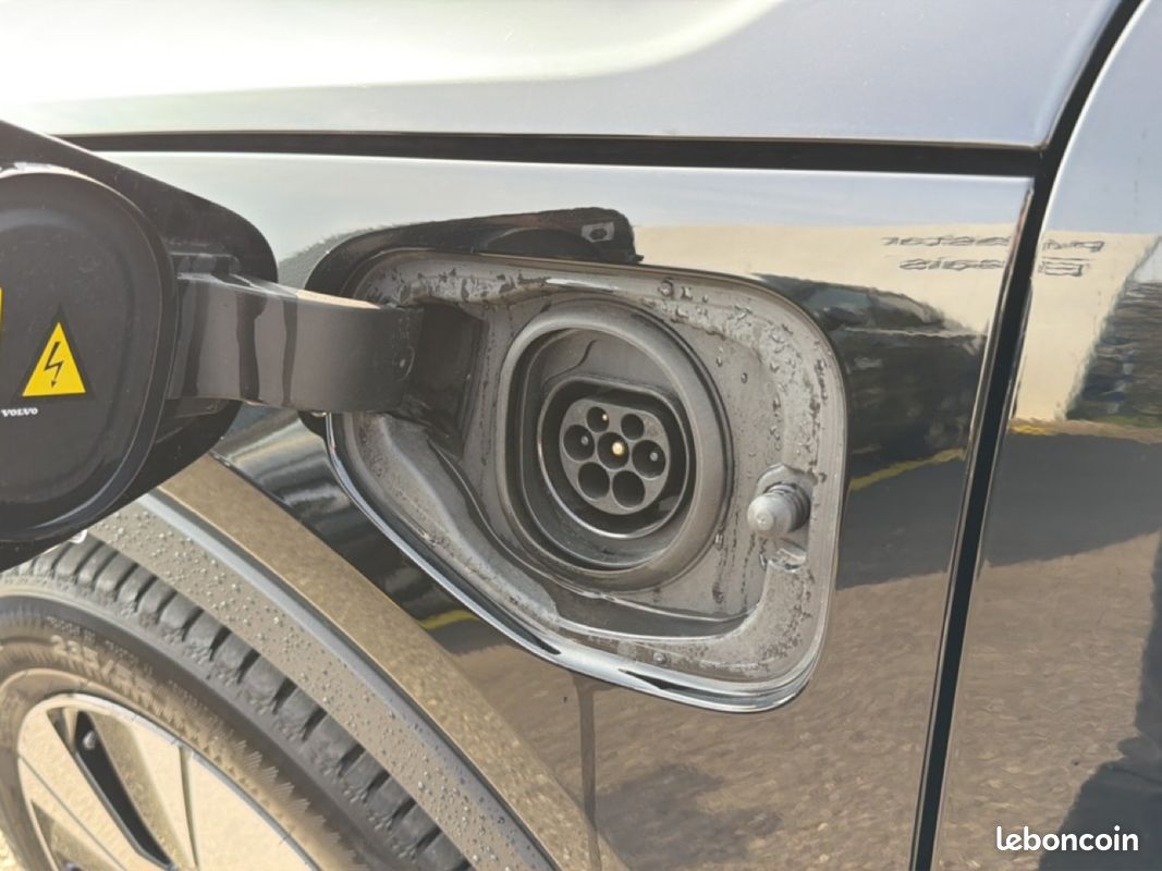 VOLVO XC40 T4 Recharge 129+82 ch DCT7 Plus (image 12)