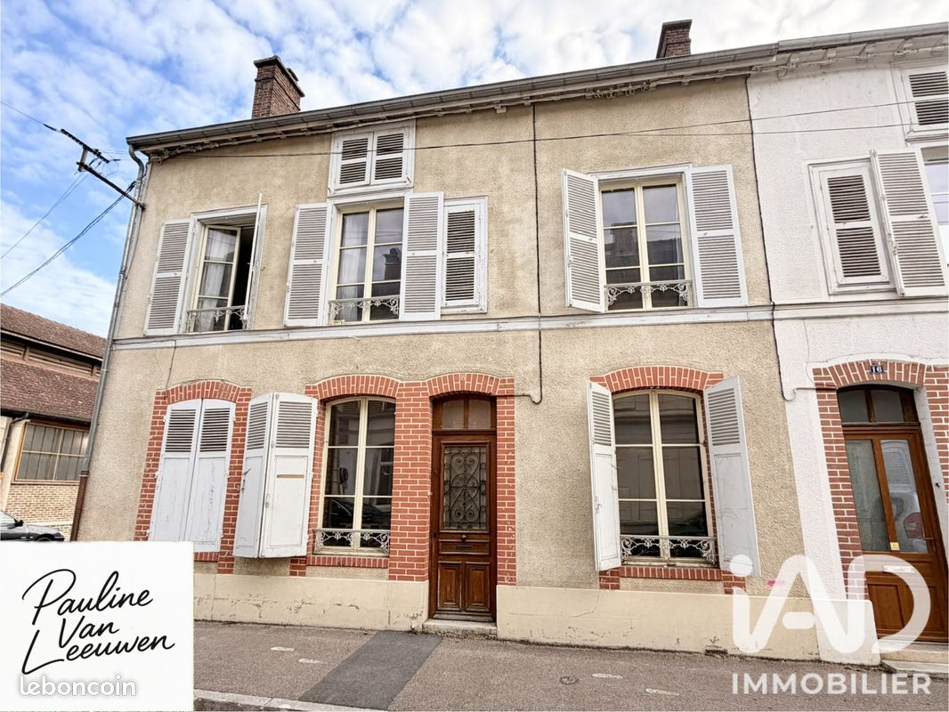 Maison 4 pièces 120 m² · à Bar-sur-Seine · 120 m² · 135 000 €