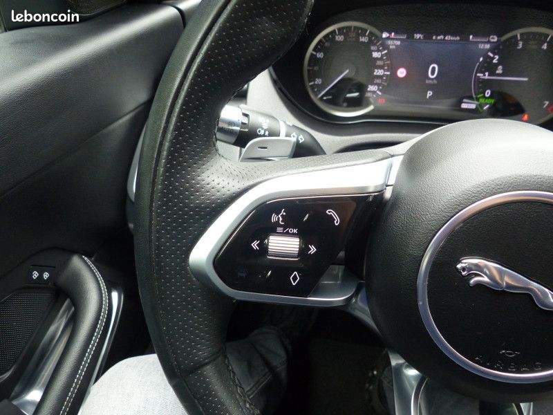 Jaguar E-PACE P300E PHEV R-DYNAMIC HSE BVA AWD (image 32)