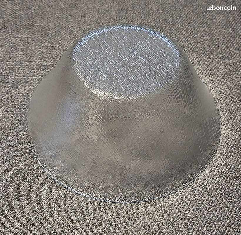 Saladier en verre travaillé transparent (image 3)