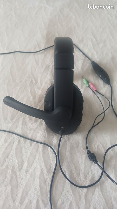 Casque (image 1)