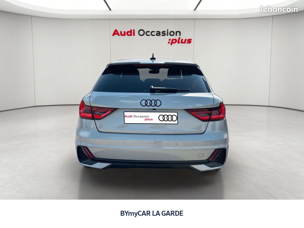 AUDI A1 Sportback 30 TFSI 116 ch S tronic 7 S Line (image 4)