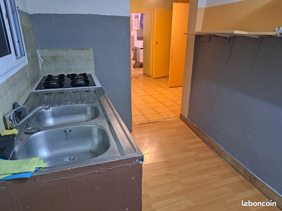 Appartement 3 pièces 30 m² · à Saint-Denis · 30 m² · 380 €/mois