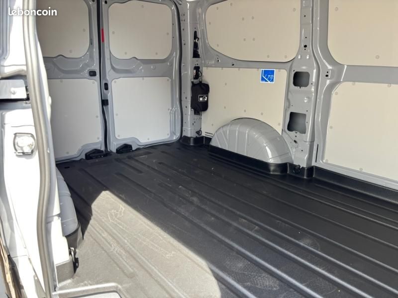 Ford Transit Custom Fg 320 L1H1 Electrique 160 kW 218ch Batterie 64 kWh Limited (image 13)