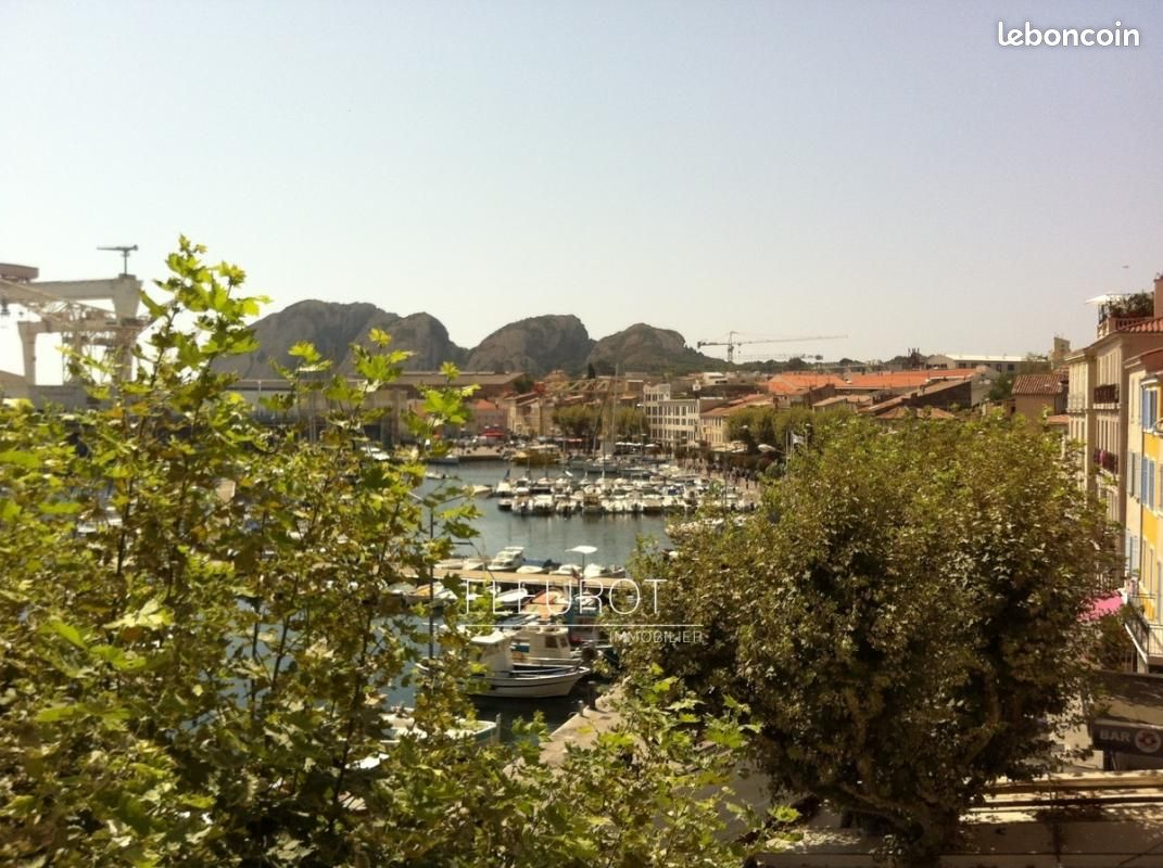 Appartement 2 pièces 59 m² · à La Ciotat · 59 m² · 590 €