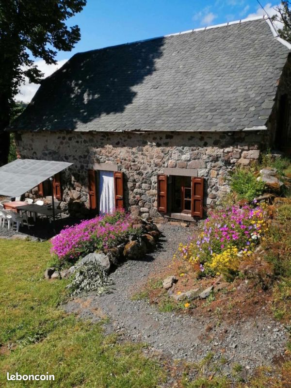 Location (image 1)