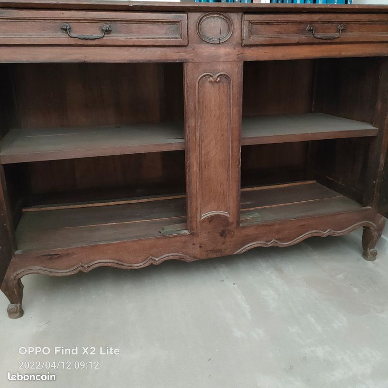 Buffet ancien en bois massif (image 2)