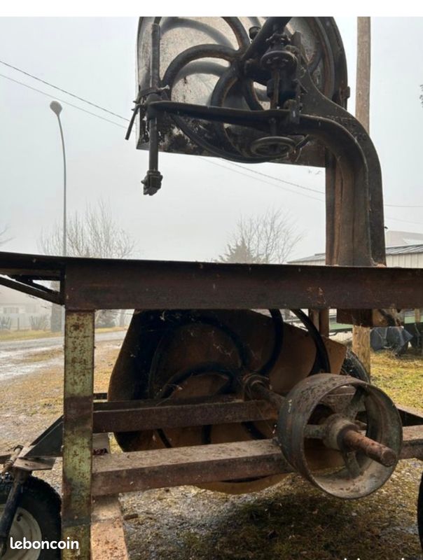Scie à ruban et moteur (image 3)
