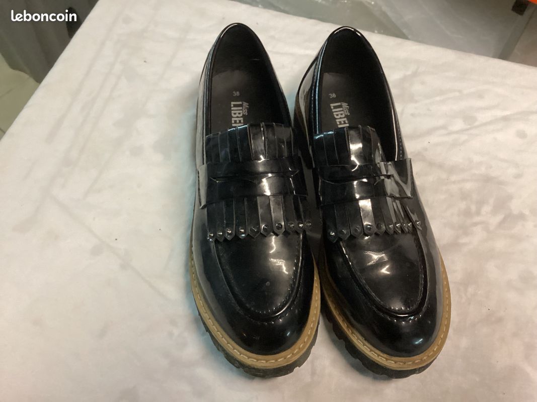 Chaussures noir femme verni taille 38 (lot B) (image 1)