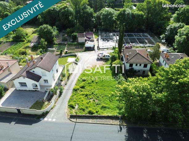 Terrain 664 m² SAINT-ROME-DE-CERNON